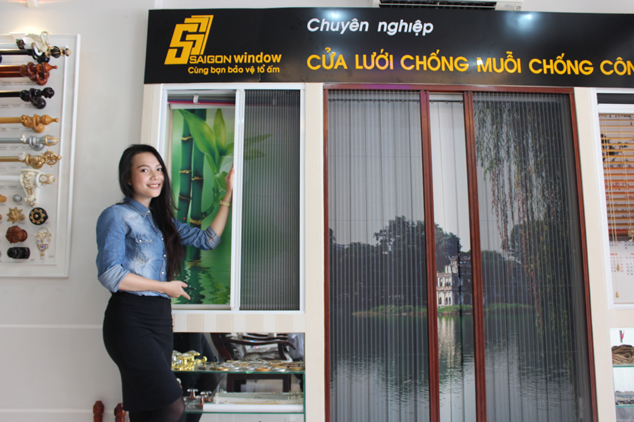 cửa lưới xếp tây nắm âm